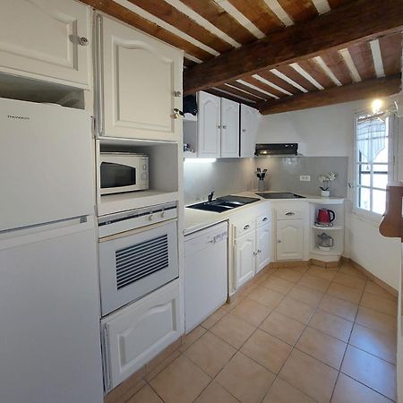 Eblouissant Appartement Au Calme D'Une Residence Avec Piscine Idealement Situe Au Pied Du Colorado Provencal Dans Le Prestigieux Luberon Rustrel Kültér fotó