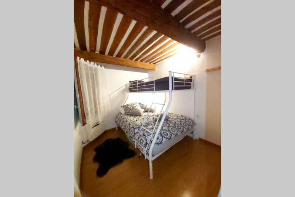 Eblouissant Appartement Au Calme D'Une Residence Avec Piscine Idealement Situe Au Pied Du Colorado Provencal Dans Le Prestigieux Luberon Rustrel Kültér fotó